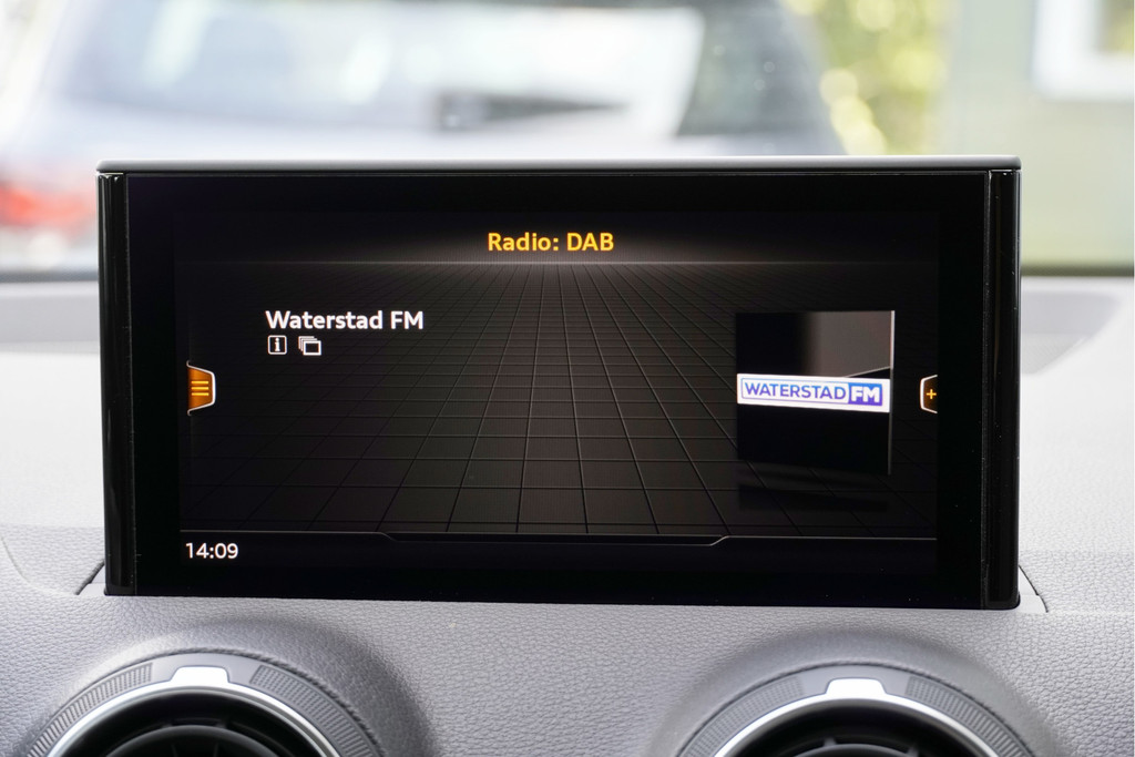 Audi Q2 (L394ZD) met abonnement
