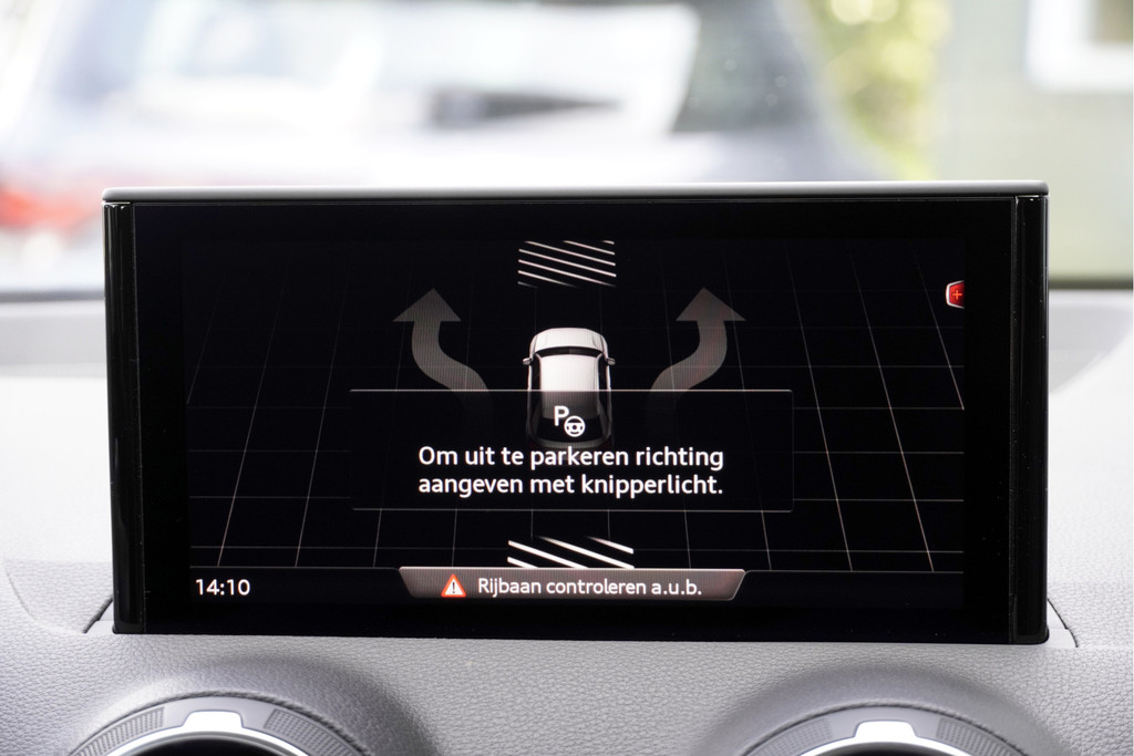 Audi Q2 (L394ZD) met abonnement