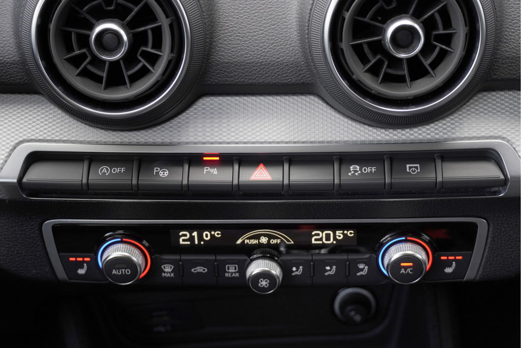 Audi Q2 (L394ZD) met abonnement