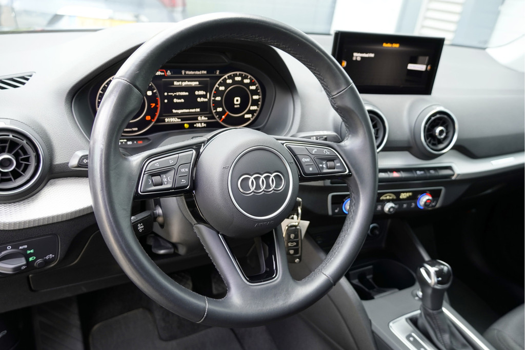 Audi Q2 (L394ZD) met abonnement