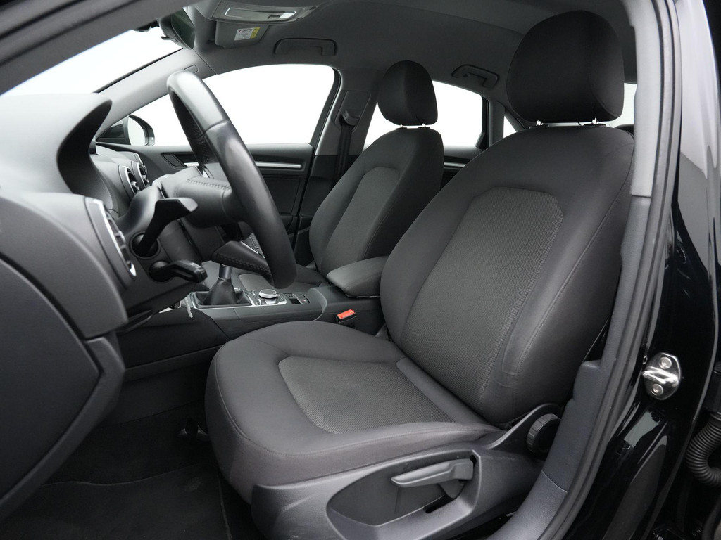 Audi A3 (H136SG) met abonnement