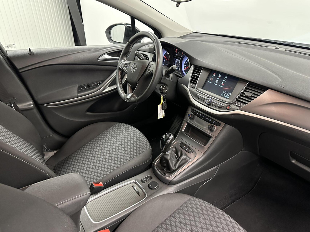 Opel Astra (L611GV) met abonnement