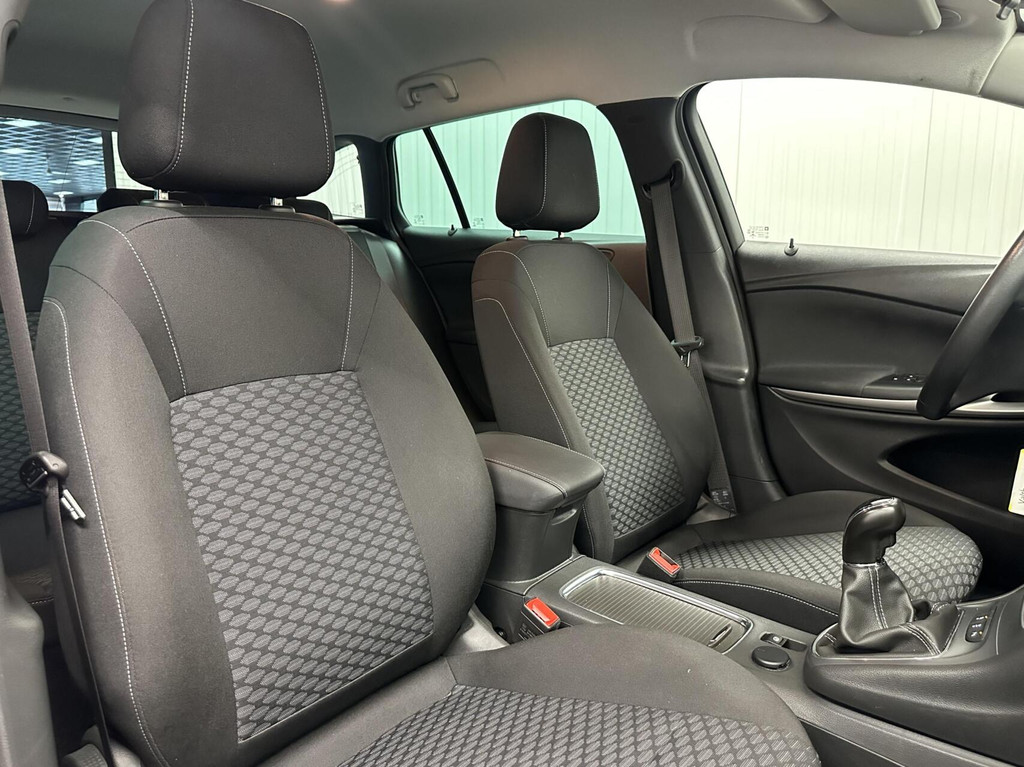 Opel Astra (L611GV) met abonnement