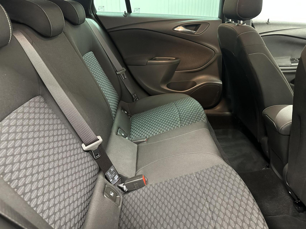 Opel Astra (L611GV) met abonnement
