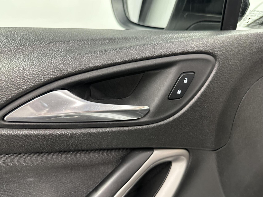 Opel Astra (L611GV) met abonnement
