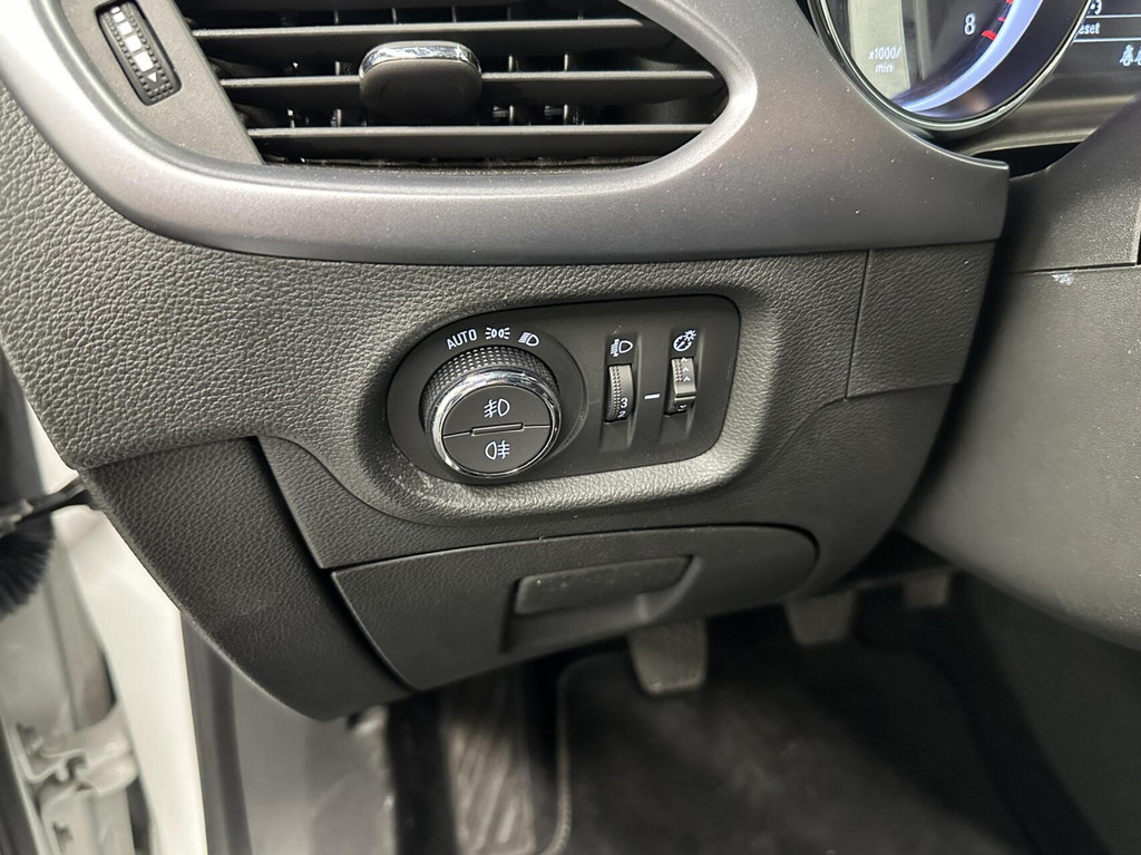 Opel Astra (L611GV) met abonnement