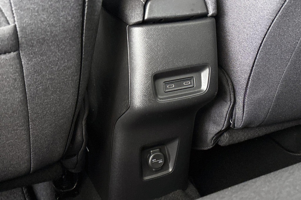 Opel Frontera (JXZ32G) met abonnement