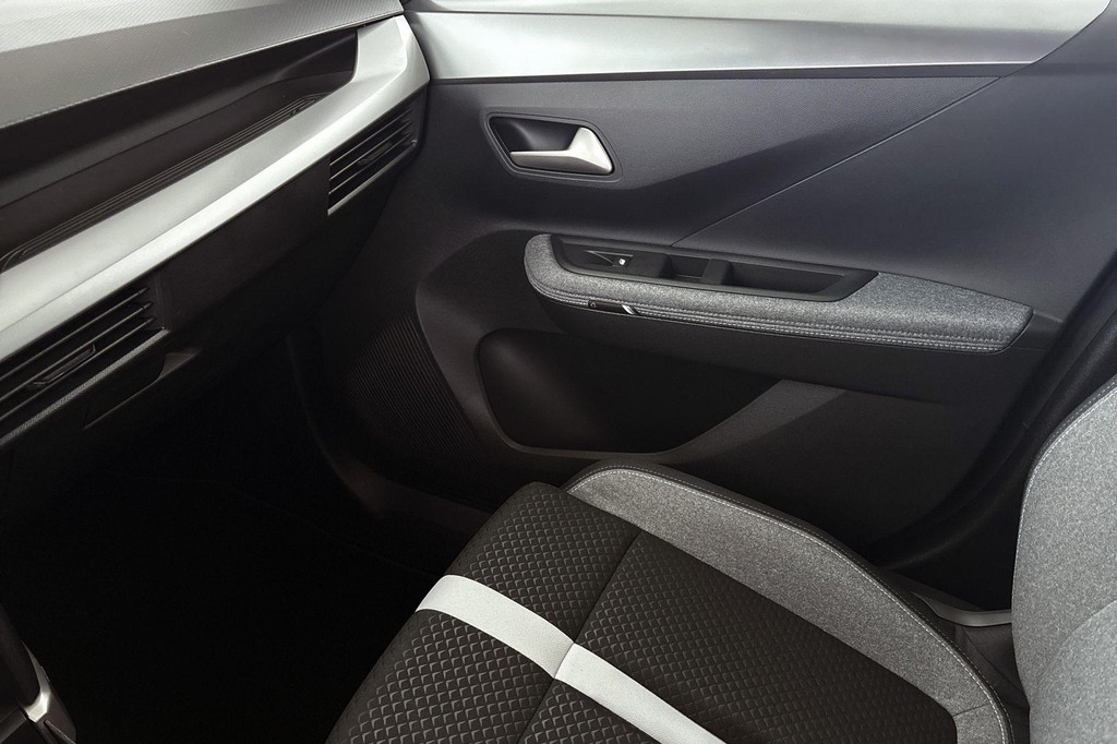 Opel Frontera (JXZ31G) met abonnement