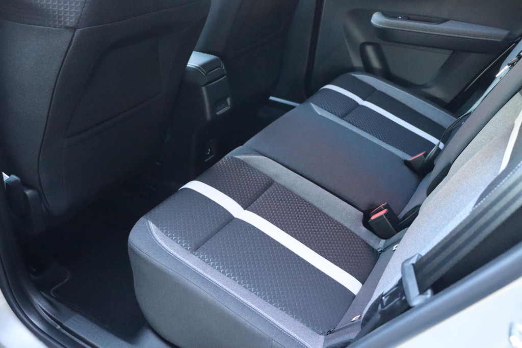Opel Frontera (JXZ30G) met abonnement