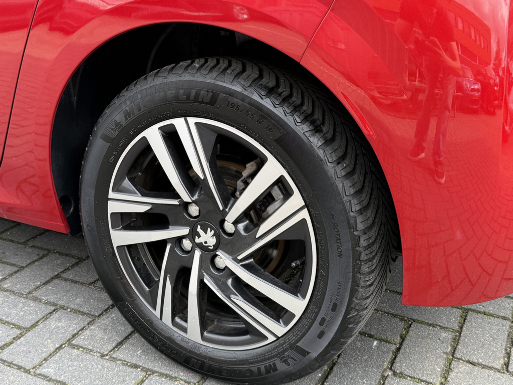 Peugeot 208 (K100BB) met abonnement