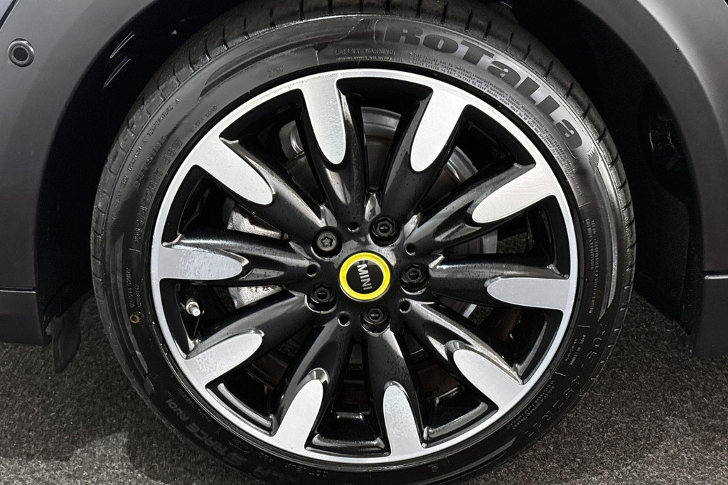 MINI Electric (KGX94J) met abonnement