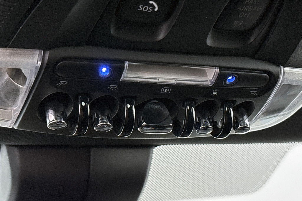 MINI Electric (KGX94J) met abonnement
