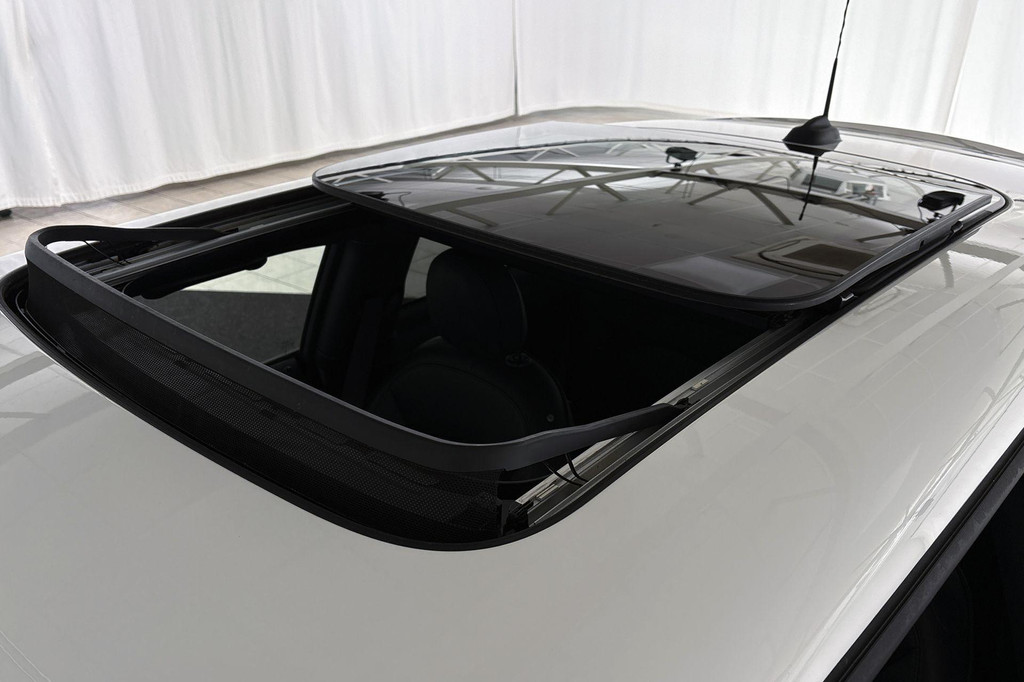 MINI Electric (KGX94J) met abonnement