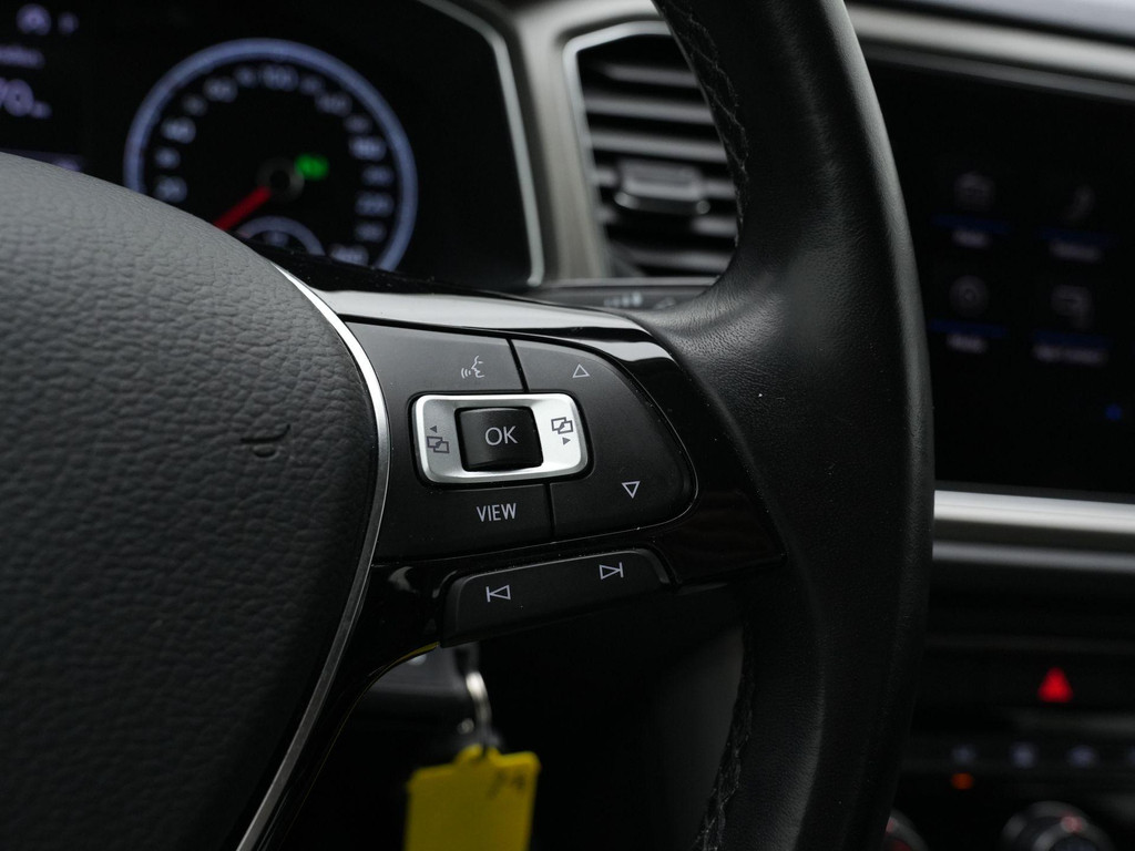 Volkswagen T-Roc (L684HJ) met abonnement