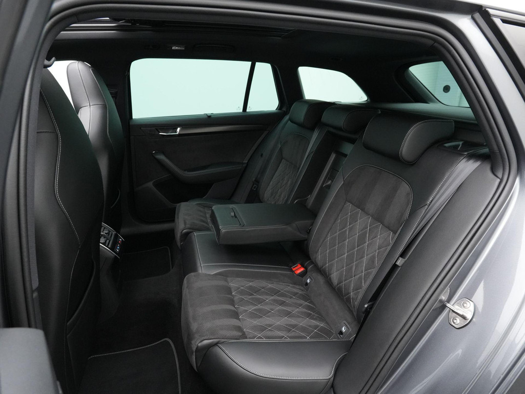 ŠKODA Superb (KJS35V) met abonnement