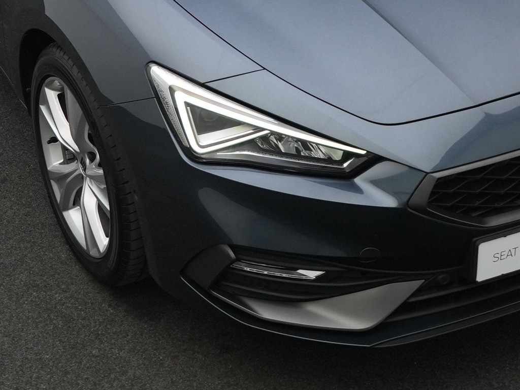 Seat Leon (L629JK) met abonnement