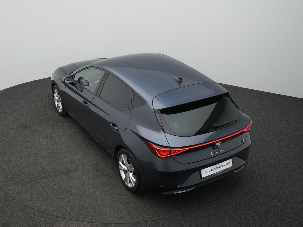 Seat Leon (L629JK) met abonnement