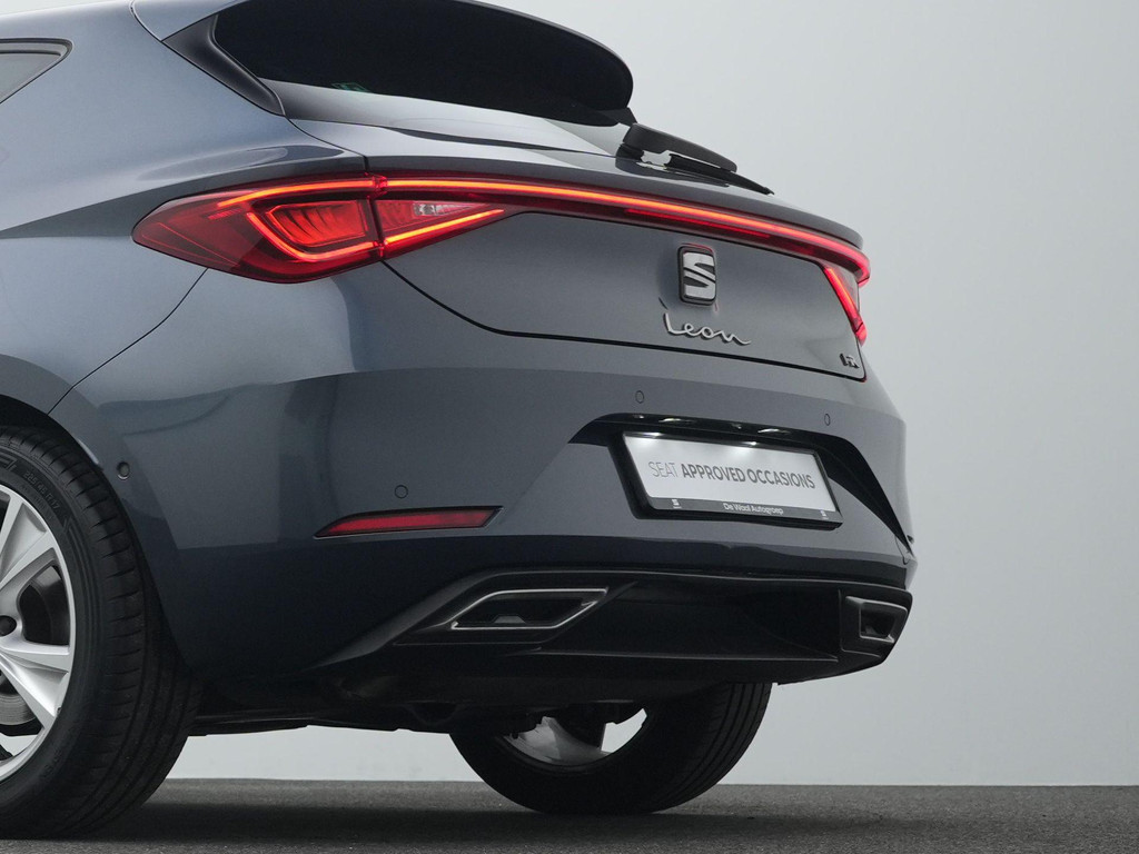 Seat Leon (L629JK) met abonnement