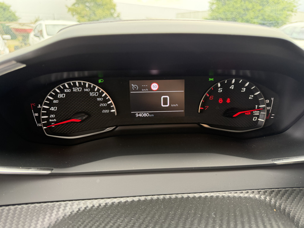 Peugeot 208 (P798NN) met abonnement