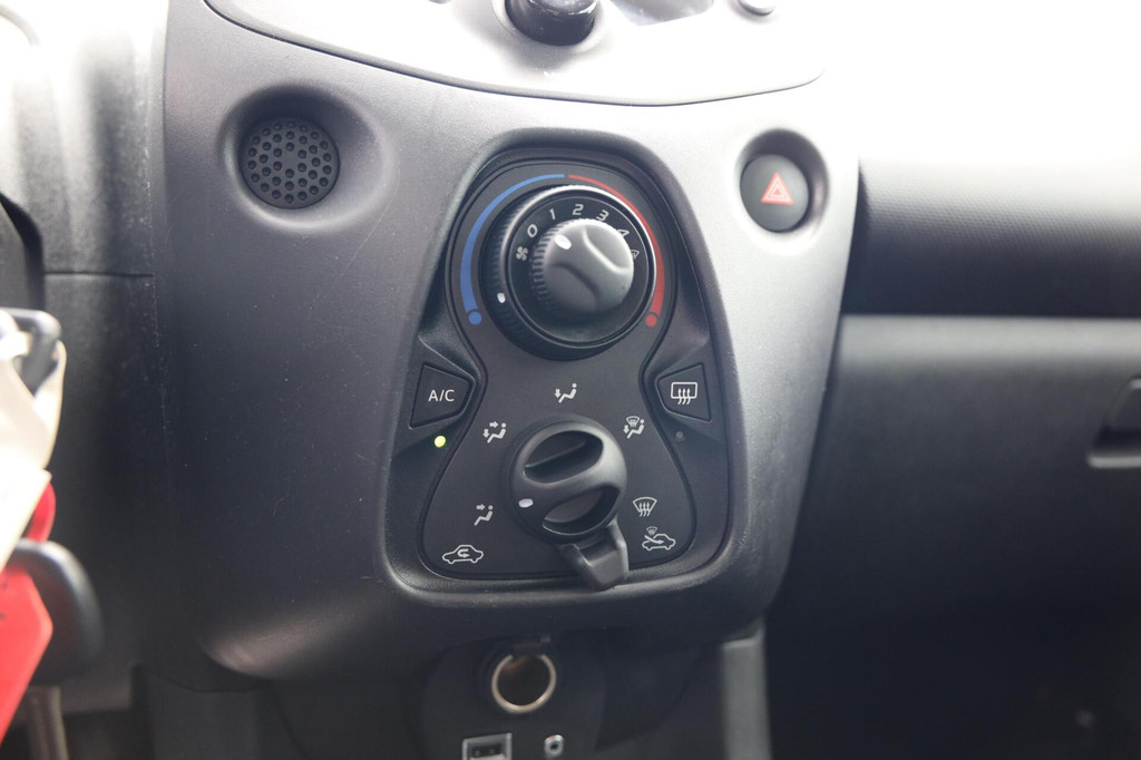 Toyota Aygo (N444XJ) met abonnement