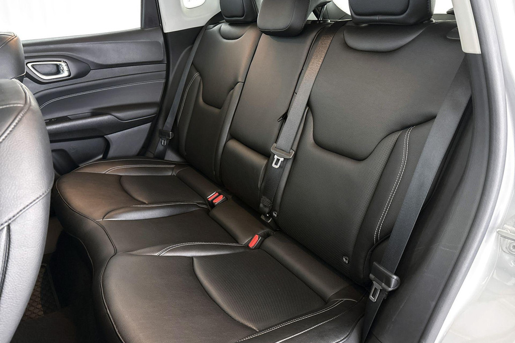 Jeep Compass (KGG38V) met abonnement
