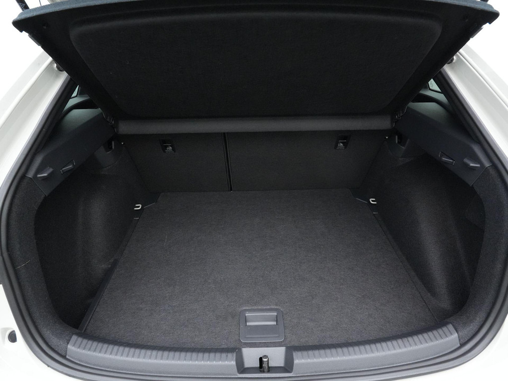Volkswagen Taigo (KKL54K) met abonnement