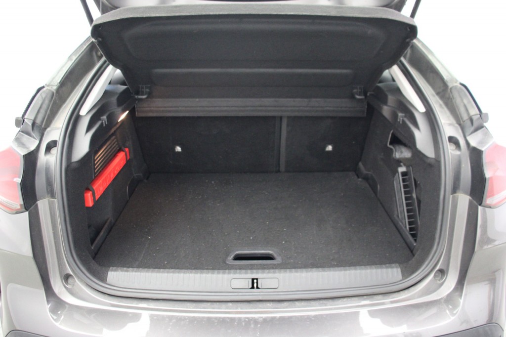 Citroën C4 (L051FK) met abonnement