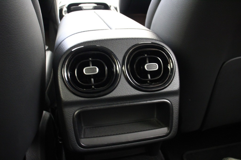 Mercedes-Benz C-Klasse (S056NK) met abonnement