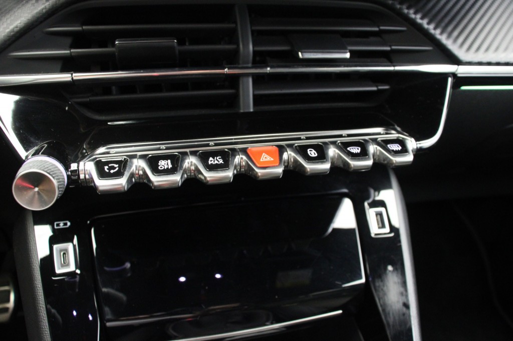 Peugeot 208 (K682LX) met abonnement