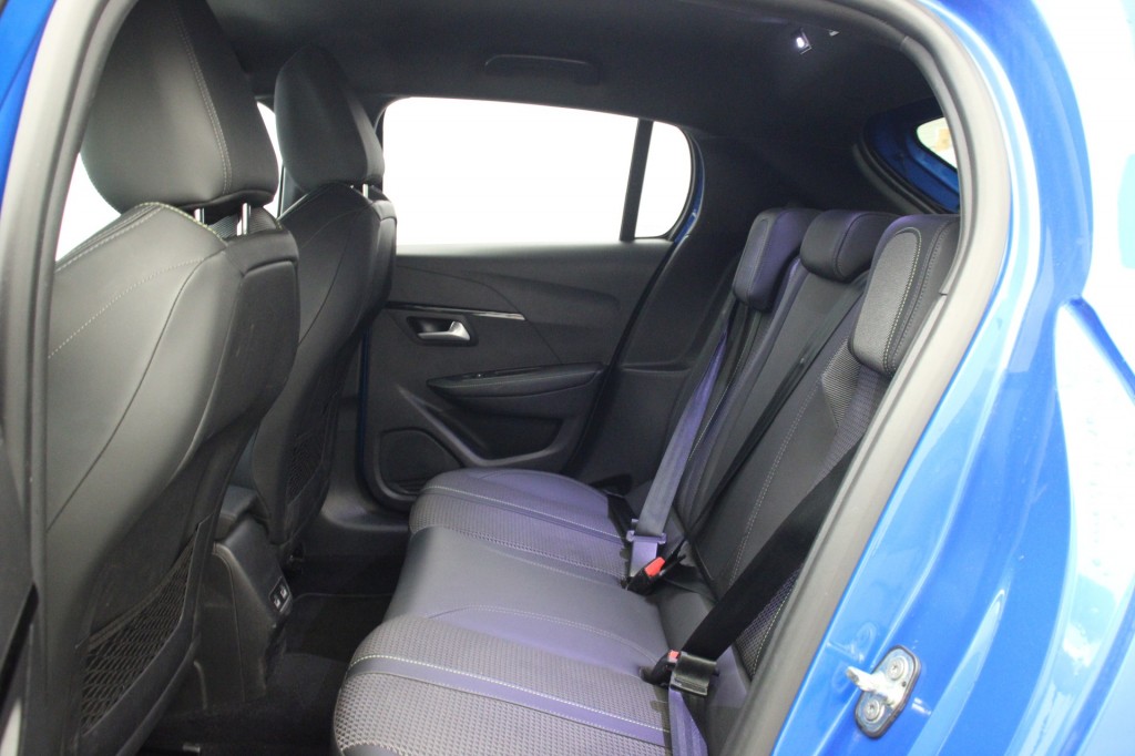 Peugeot 208 (K682LX) met abonnement