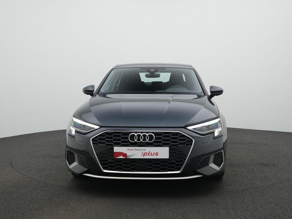 Audi A3 (S864LR) met abonnement