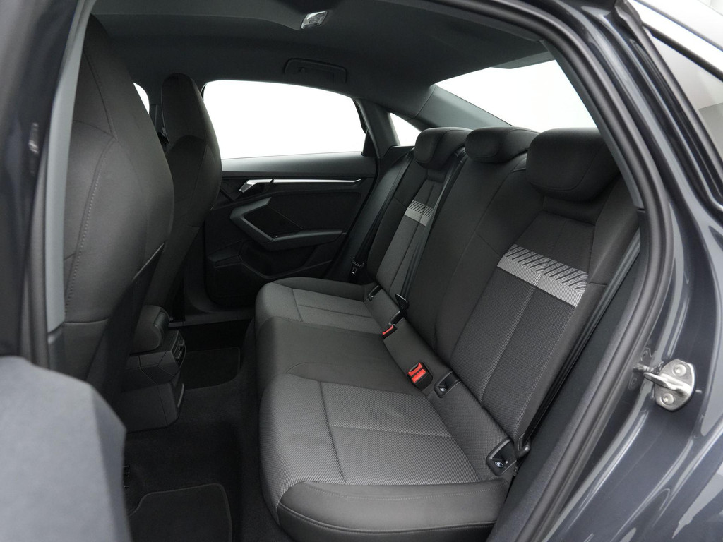 Audi A3 (S864LR) met abonnement