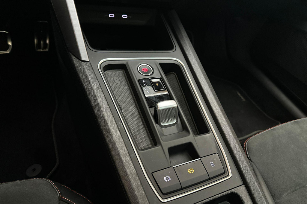 Seat Leon Sportstourer (KBB25V) met abonnement