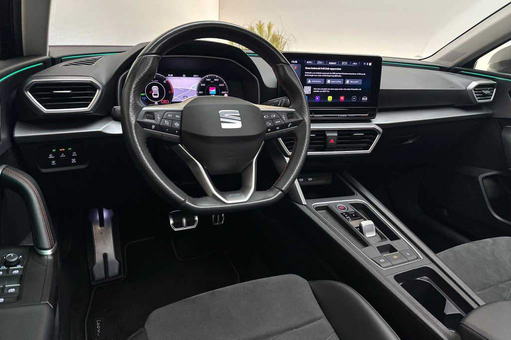 Seat Leon Sportstourer (KBB25V) met abonnement