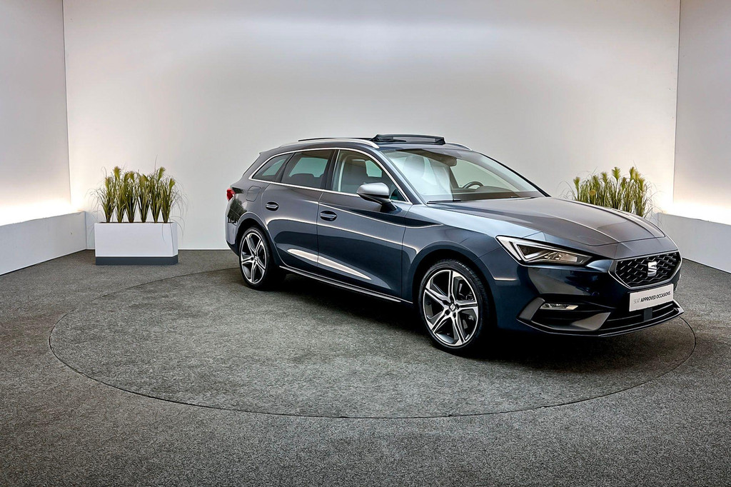 Seat Leon Sportstourer (KBB25V) met abonnement