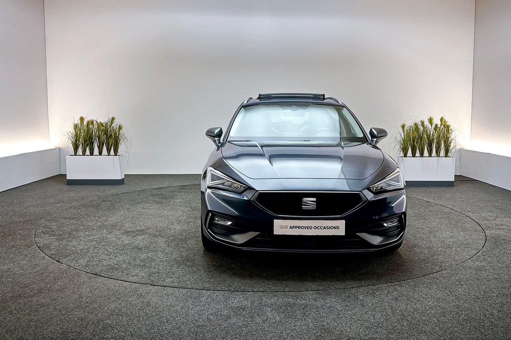 Seat Leon Sportstourer (KBB25V) met abonnement