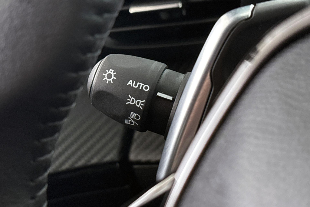 Peugeot 2008 (KKV34K) met abonnement