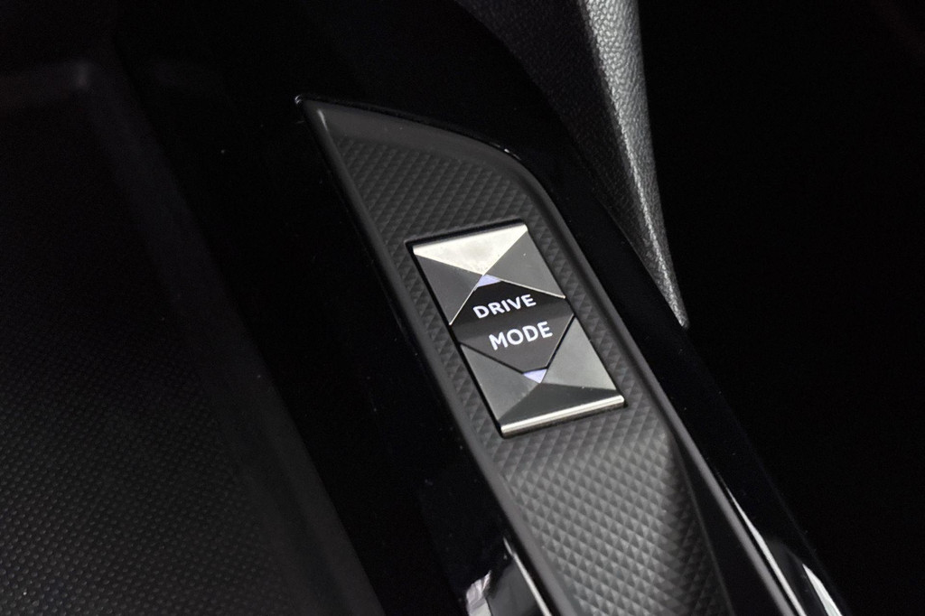 DS DS 3 (S259JJ) met abonnement