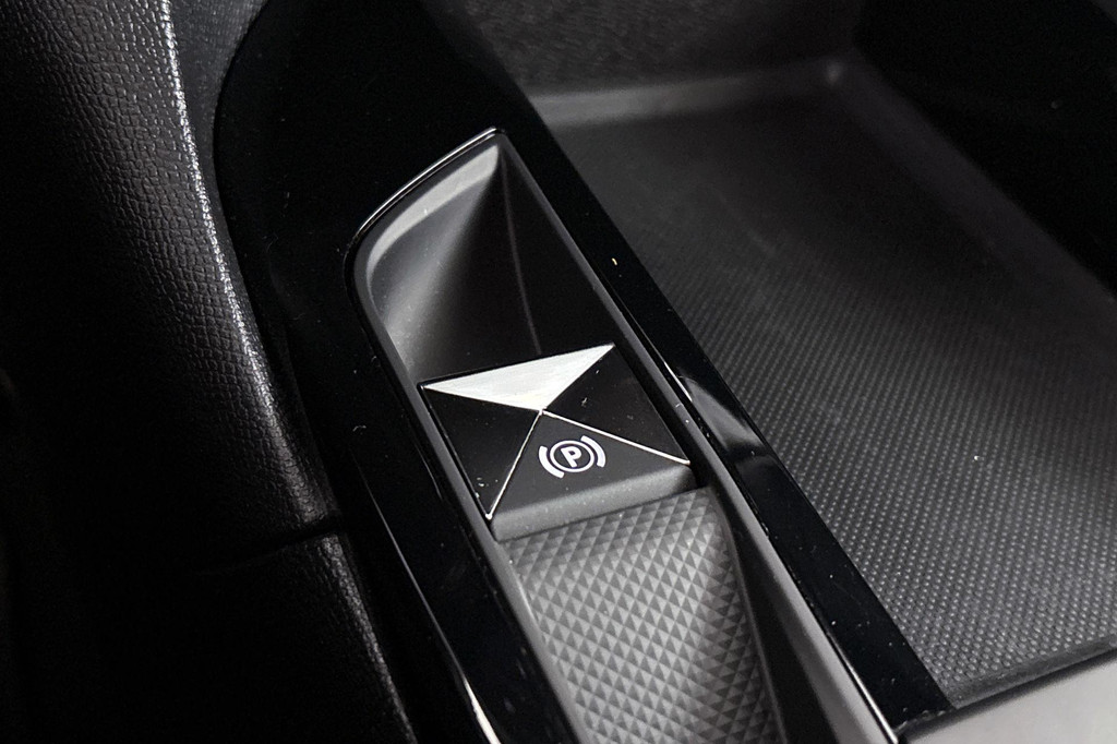 DS DS 3 (S259JJ) met abonnement