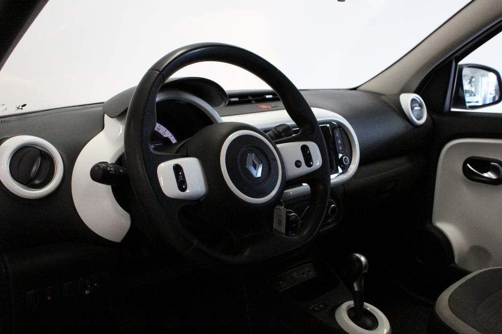 Renault Twingo (L834BB) met abonnement
