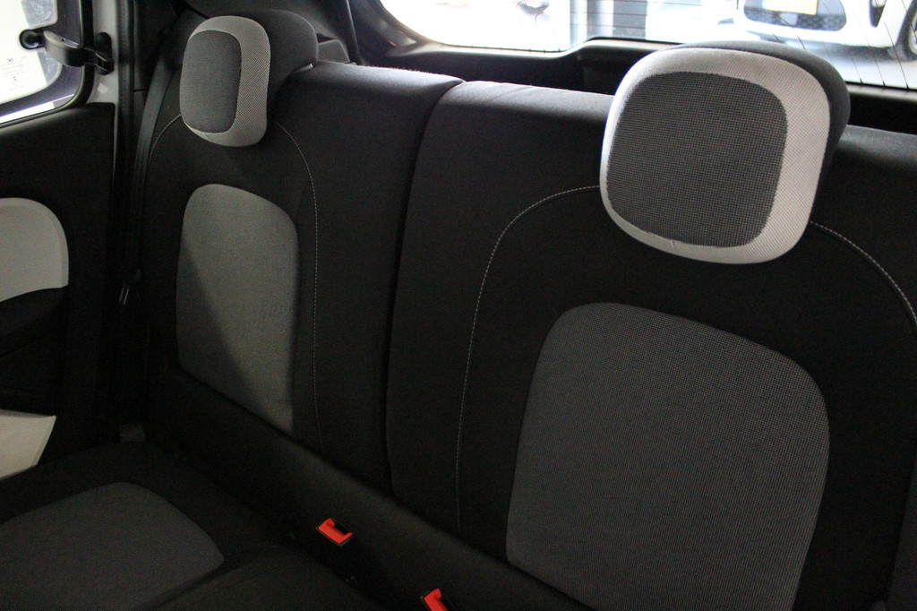 Renault Twingo (L834BB) met abonnement