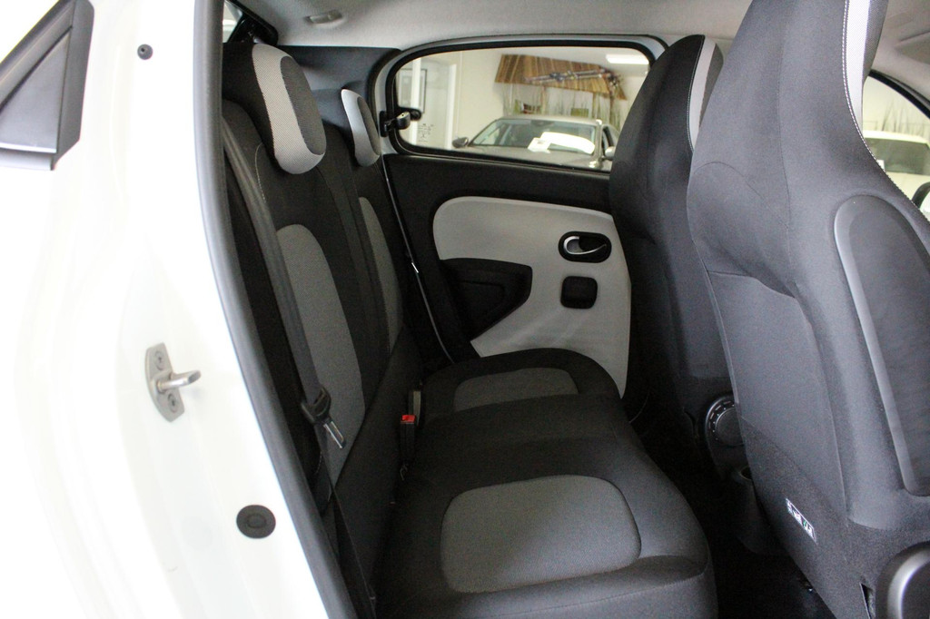 Renault Twingo (L834BB) met abonnement