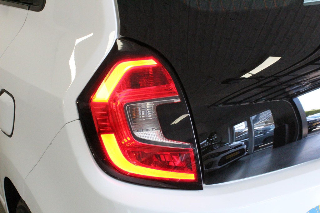 Renault Twingo (L834BB) met abonnement