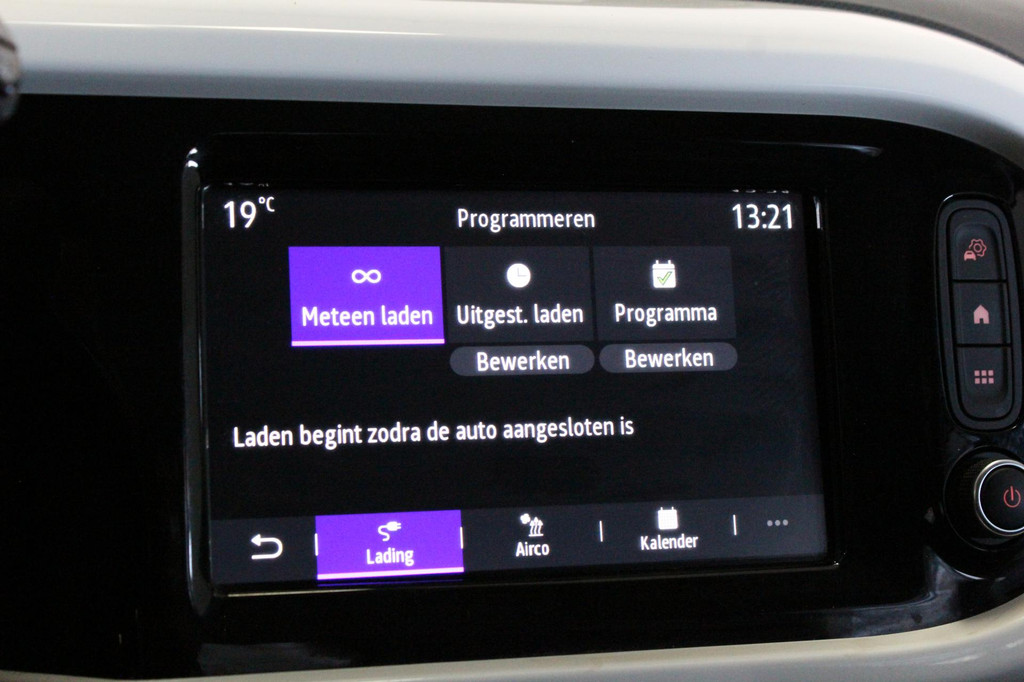 Renault Twingo (L834BB) met abonnement