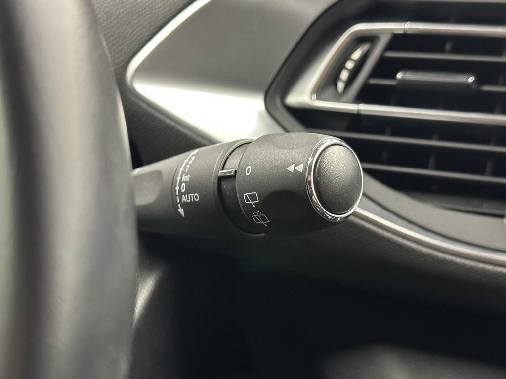 Peugeot 308 (K549TN) met abonnement