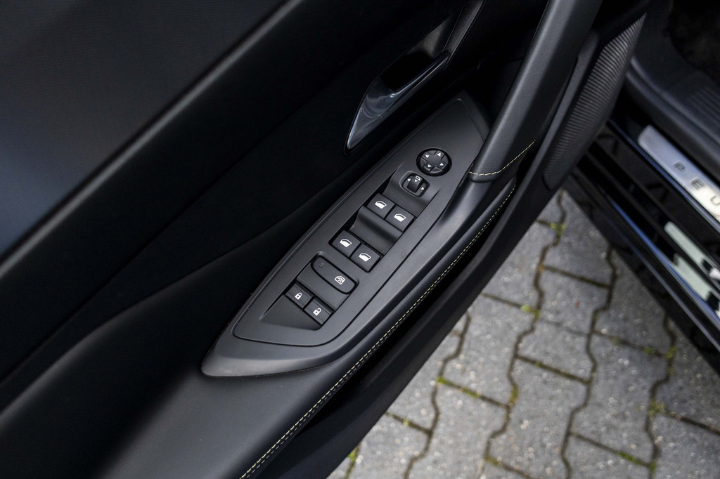 Peugeot 308 (KHV72J) met abonnement