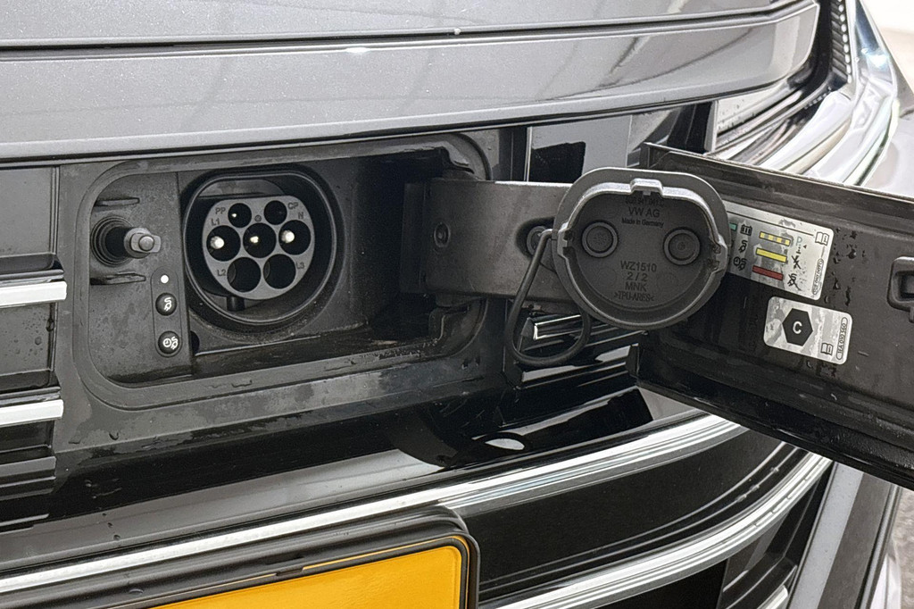 Volkswagen Arteon Shooting Brake (KLS77L) met abonnement