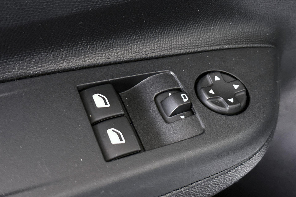 Opel CORSA-E (T824DP) met abonnement