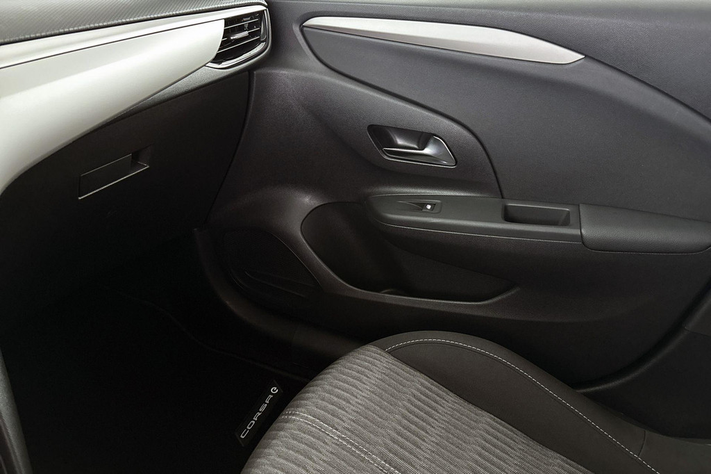 Opel CORSA-E (T824DP) met abonnement