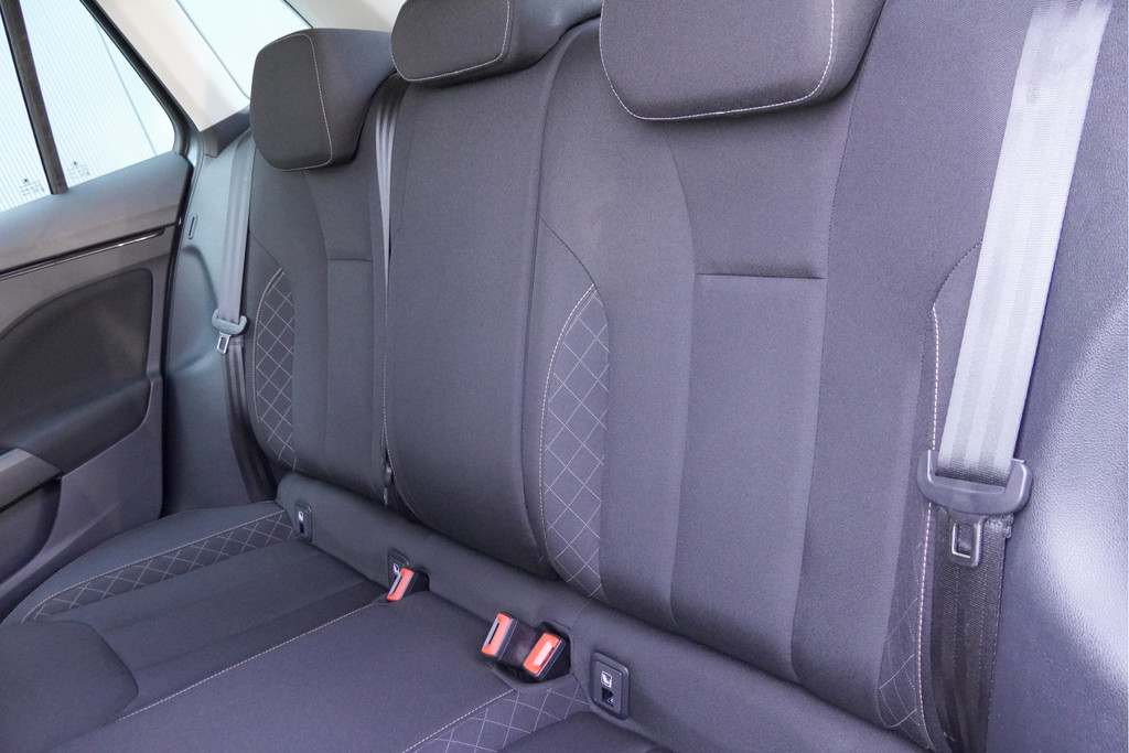 ŠKODA Kamiq (L127GX) met abonnement
